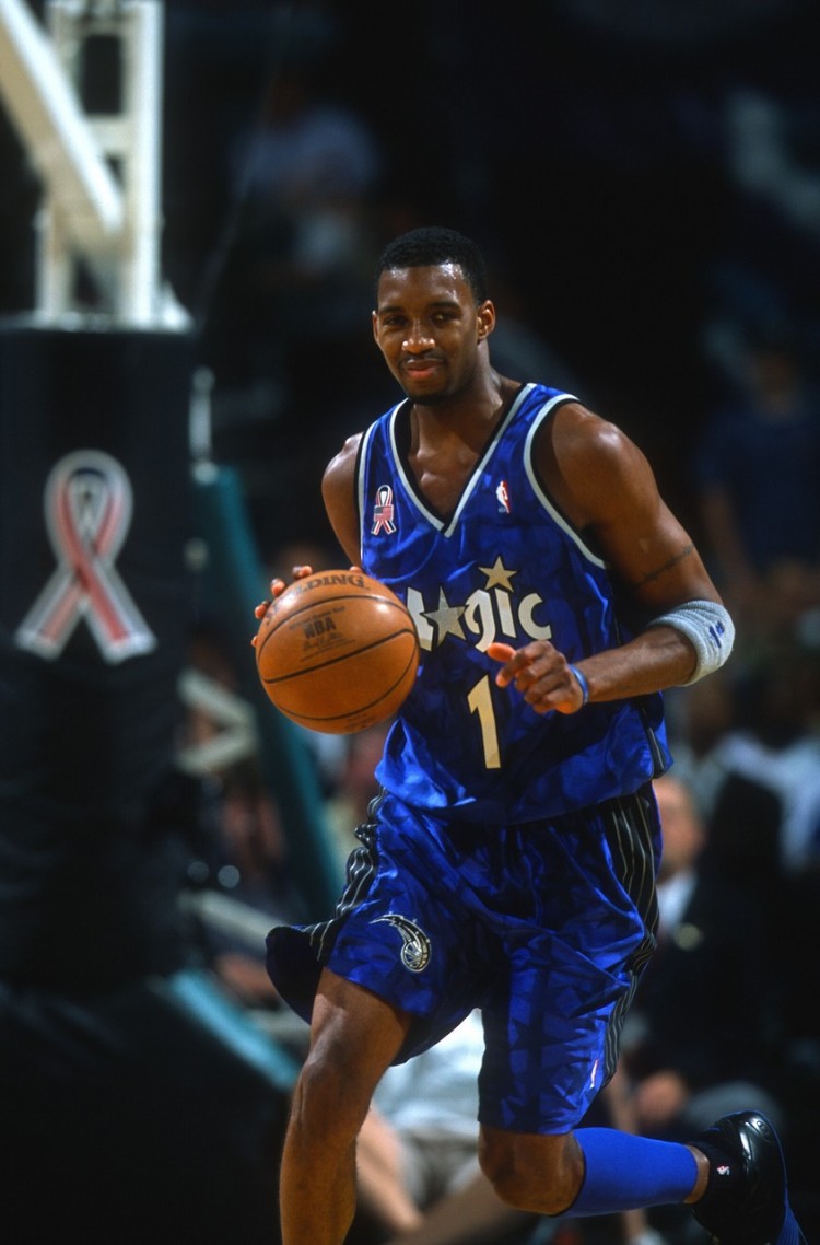 开云官网-23年前的今天：麦迪三节打卡轰下52分 率队击退公牛